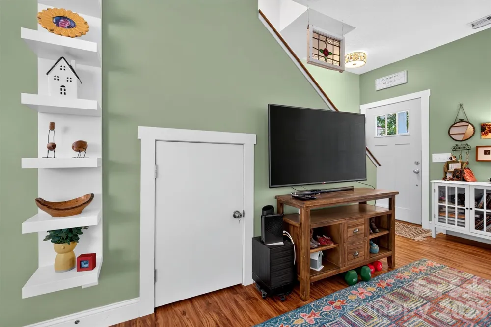 27 Mill Creek Loop Asheville, NC 28806
