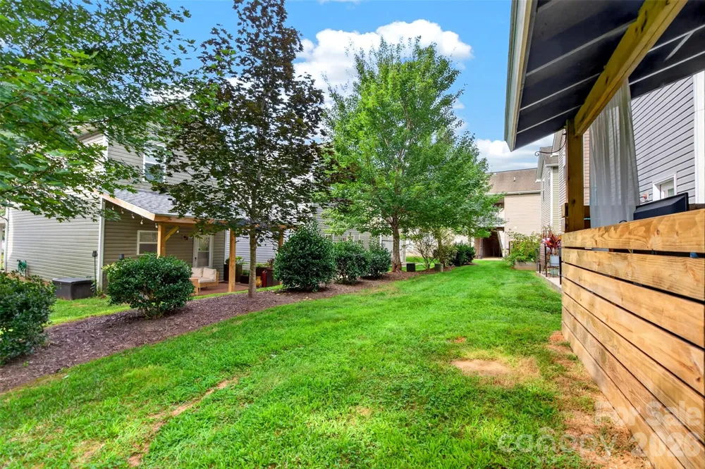 27 Mill Creek Loop Asheville, NC 28806