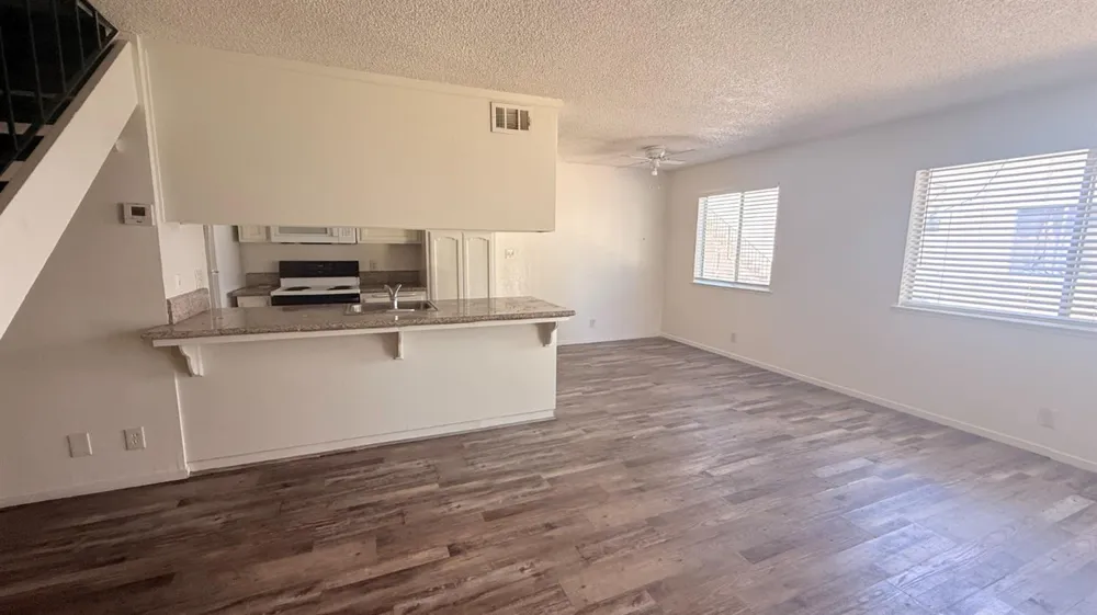 2694 W Fairmont Avenue #101 Fresno, CA 93705