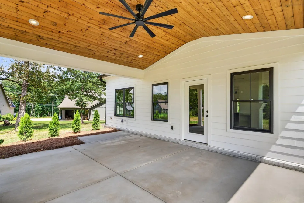 6855 Sawyer Road Signal Mountain, TN 37377