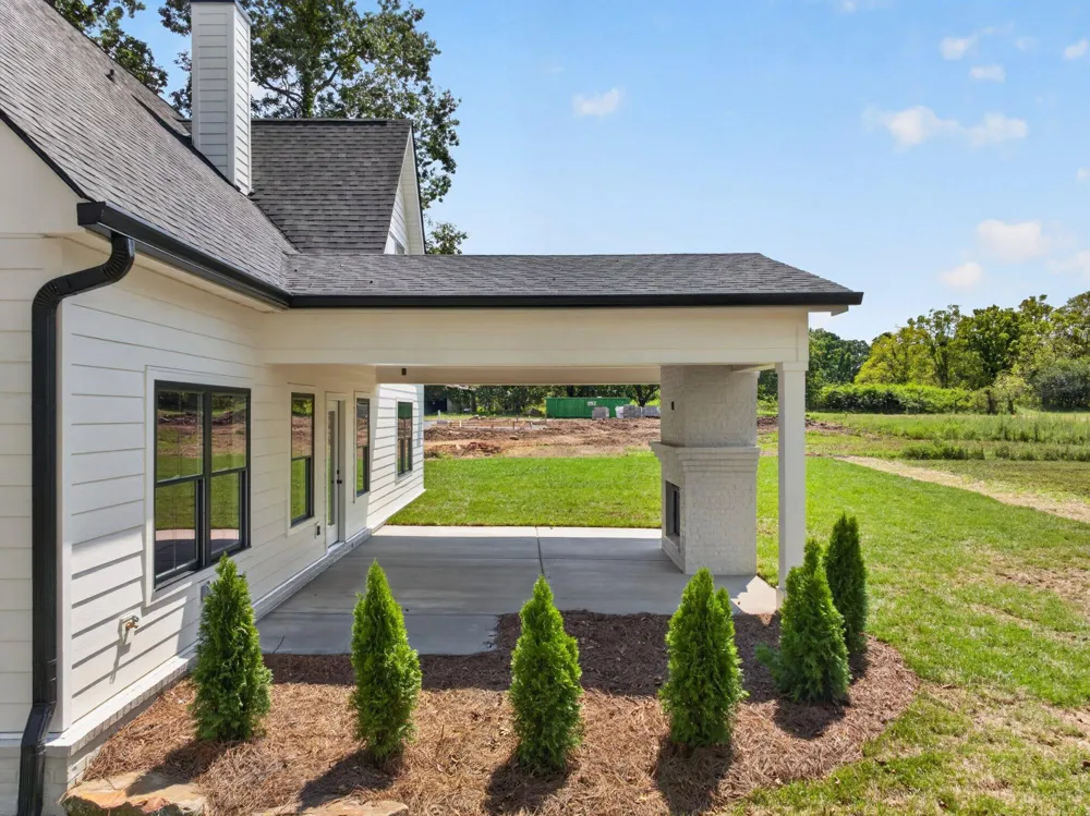 6855 Sawyer Road Signal Mountain, TN 37377