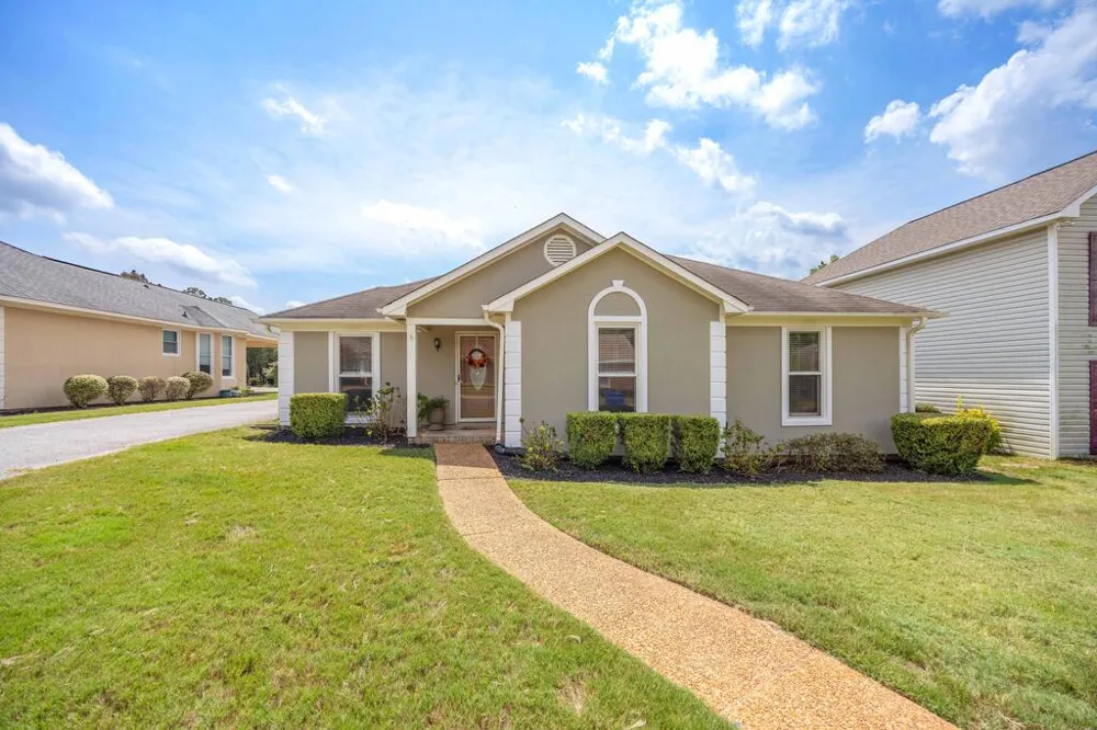 7015 Robin's Nest Drive Columbus, GA 31909