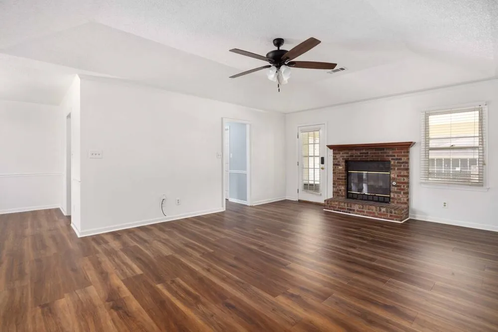 7015 Robin's Nest Drive Columbus, GA 31909