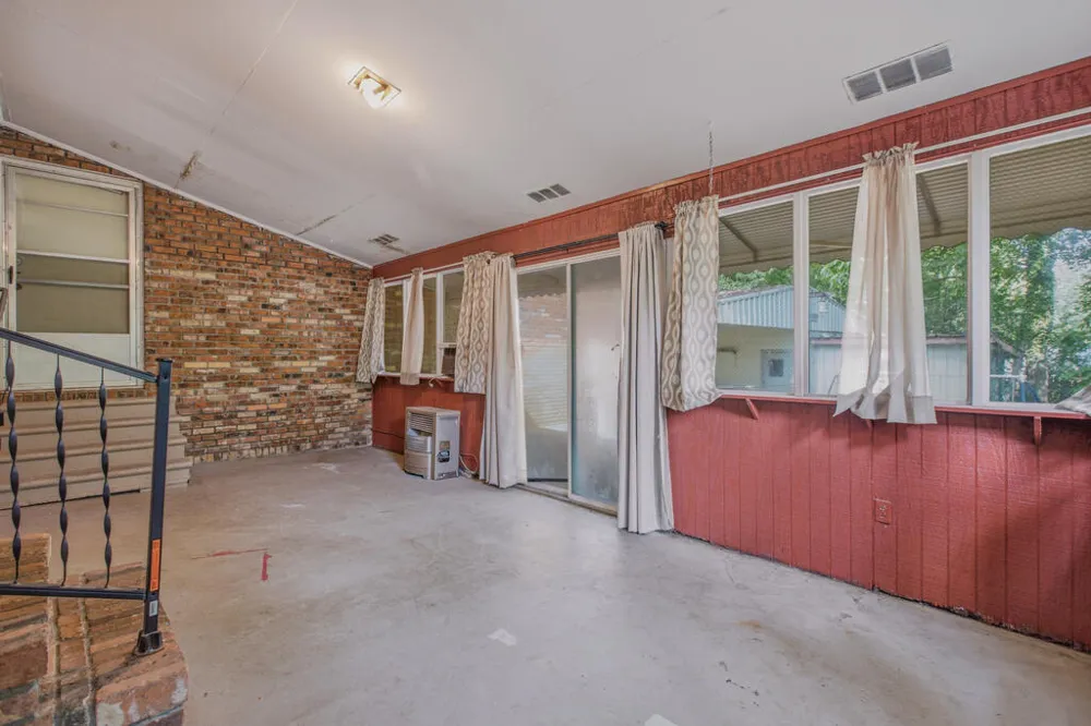 5913 Highpoint Drive Columbus, GA 31909