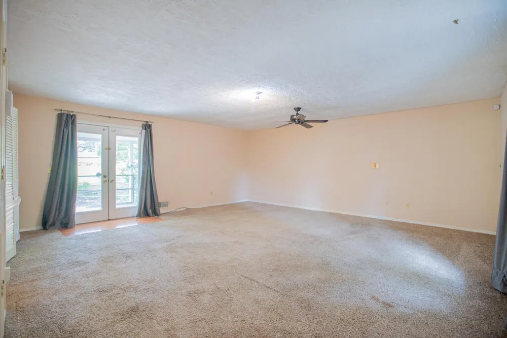 5913 Highpoint Drive Columbus, GA 31909