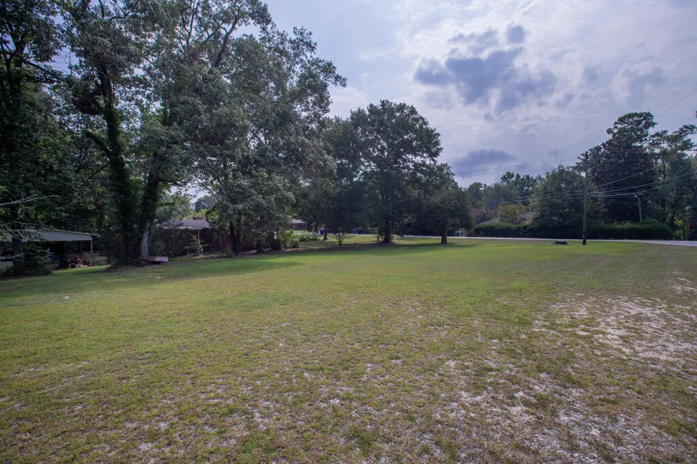 5913 Highpoint Drive Columbus, GA 31909