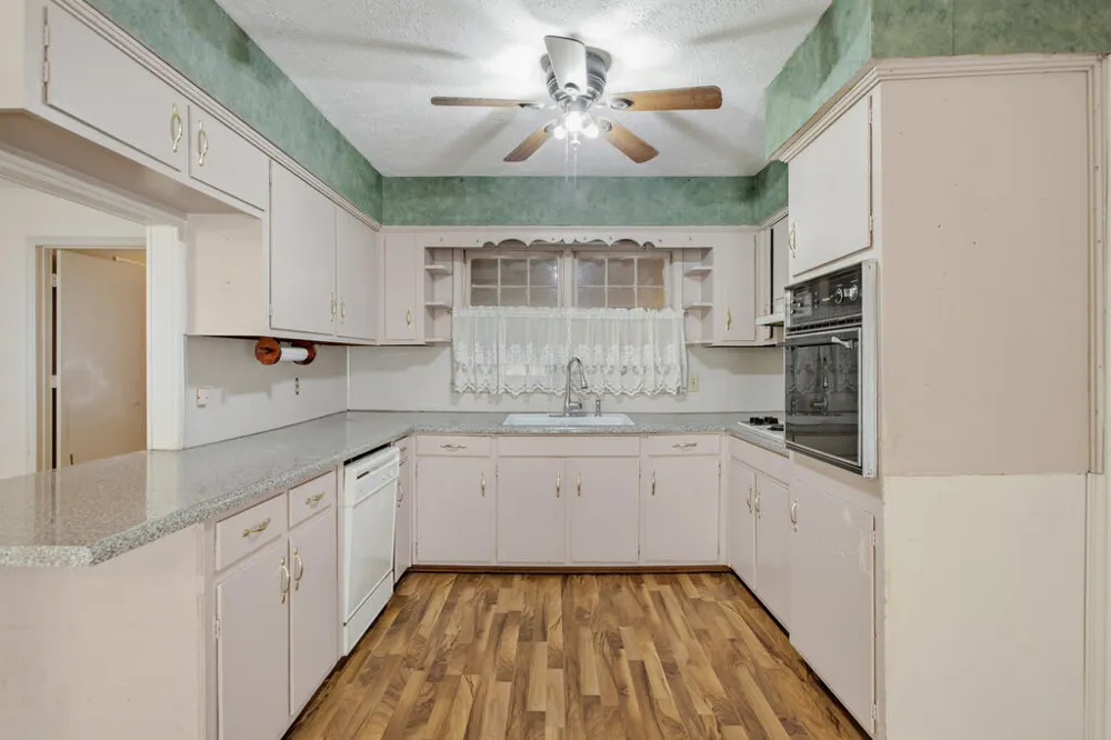 5913 Highpoint Drive Columbus, GA 31909