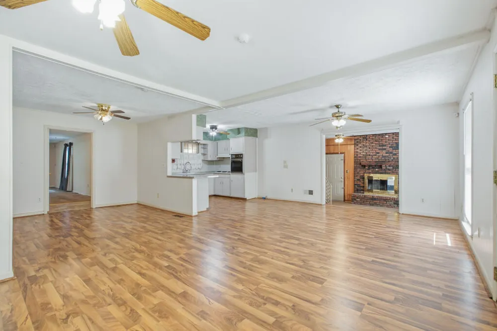 5913 Highpoint Drive Columbus, GA 31909