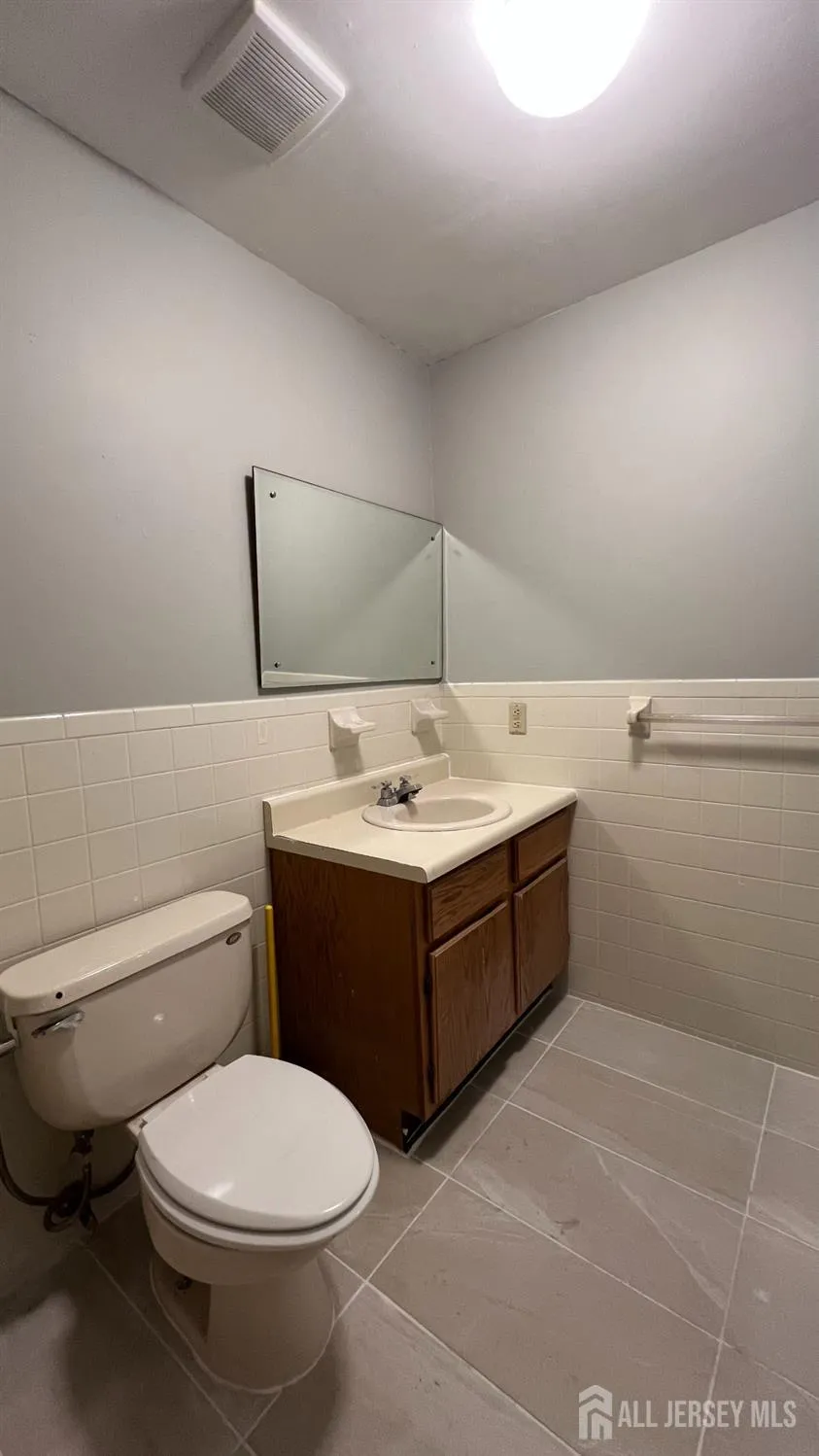 412 Edison Glen Terrace Edison, NJ 08837