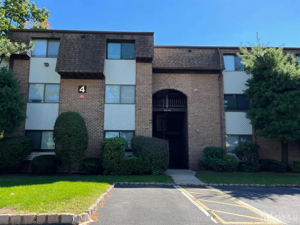 412 Edison Glen Terrace Edison, NJ 08837