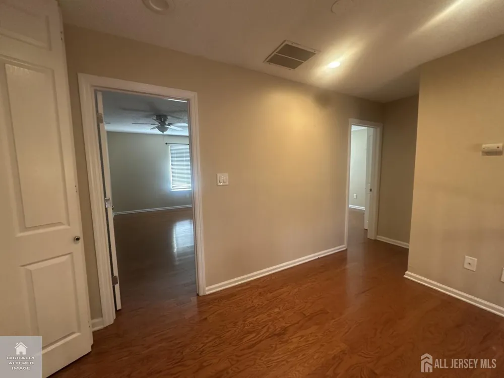 74 Carriage Place Edison, NJ 08820