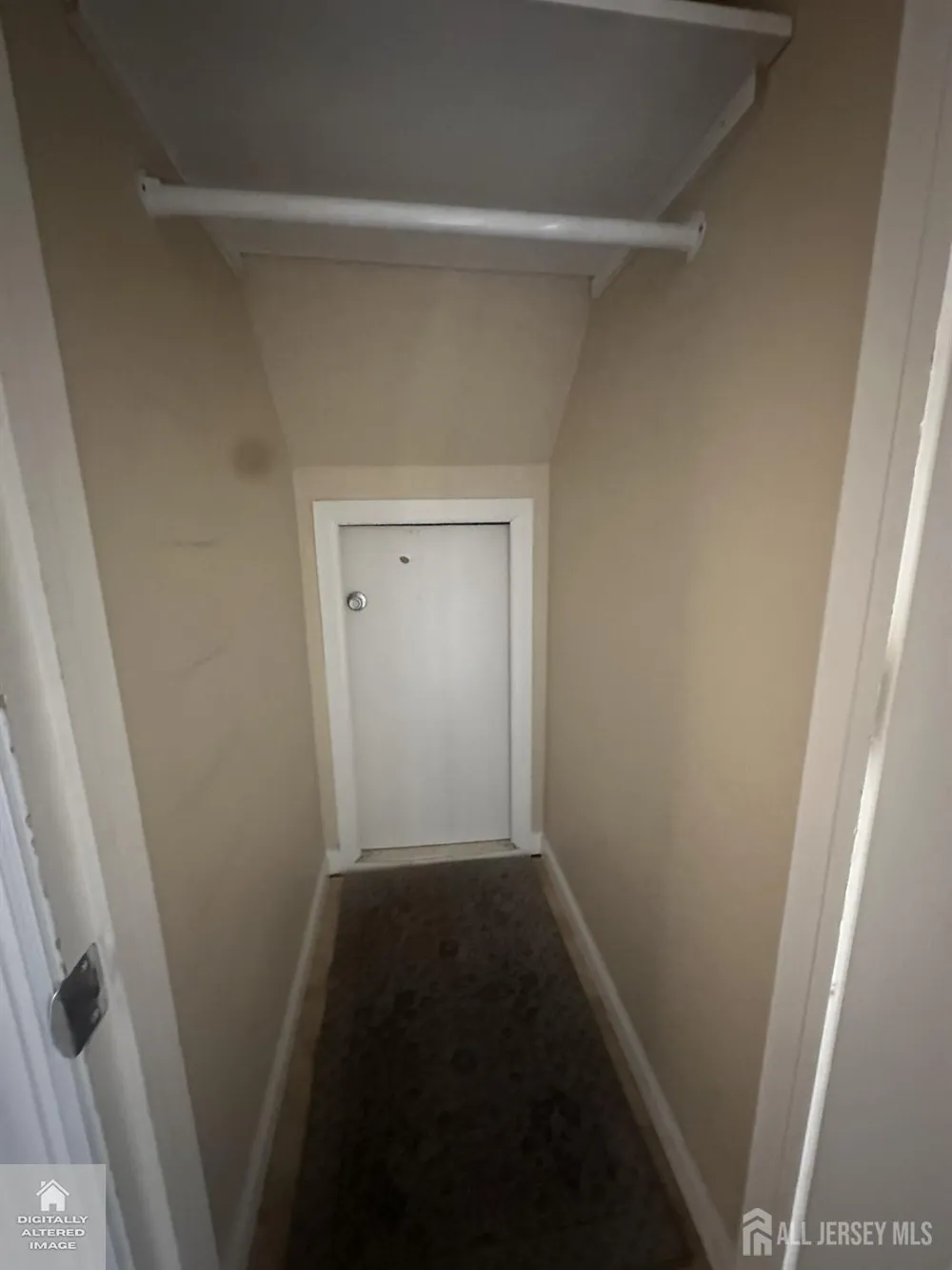74 Carriage Place Edison, NJ 08820