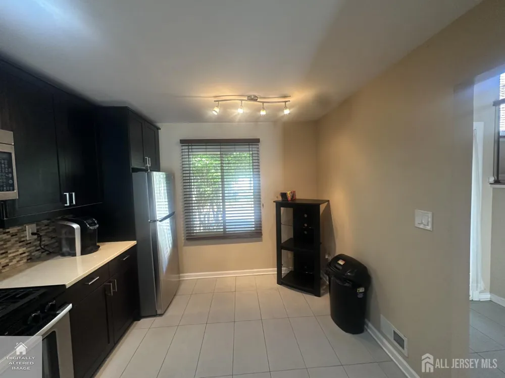 74 Carriage Place Edison, NJ 08820
