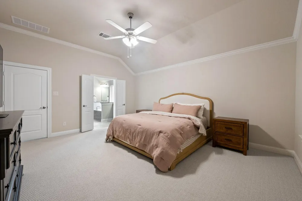 12014 Champions Forest Drive Mont Belvieu, TX 77535