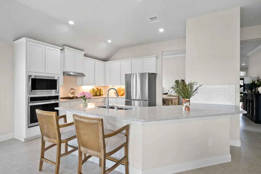 12014 Champions Forest Drive Mont Belvieu, TX 77535