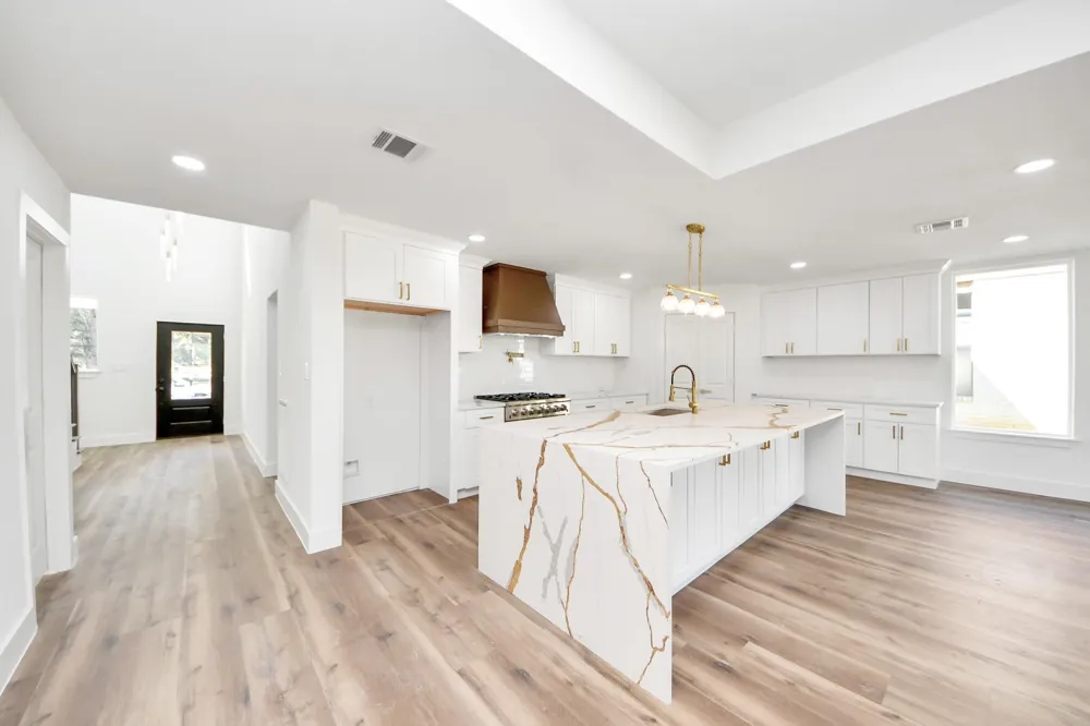 22 Presidio Montgomery, TX 77356