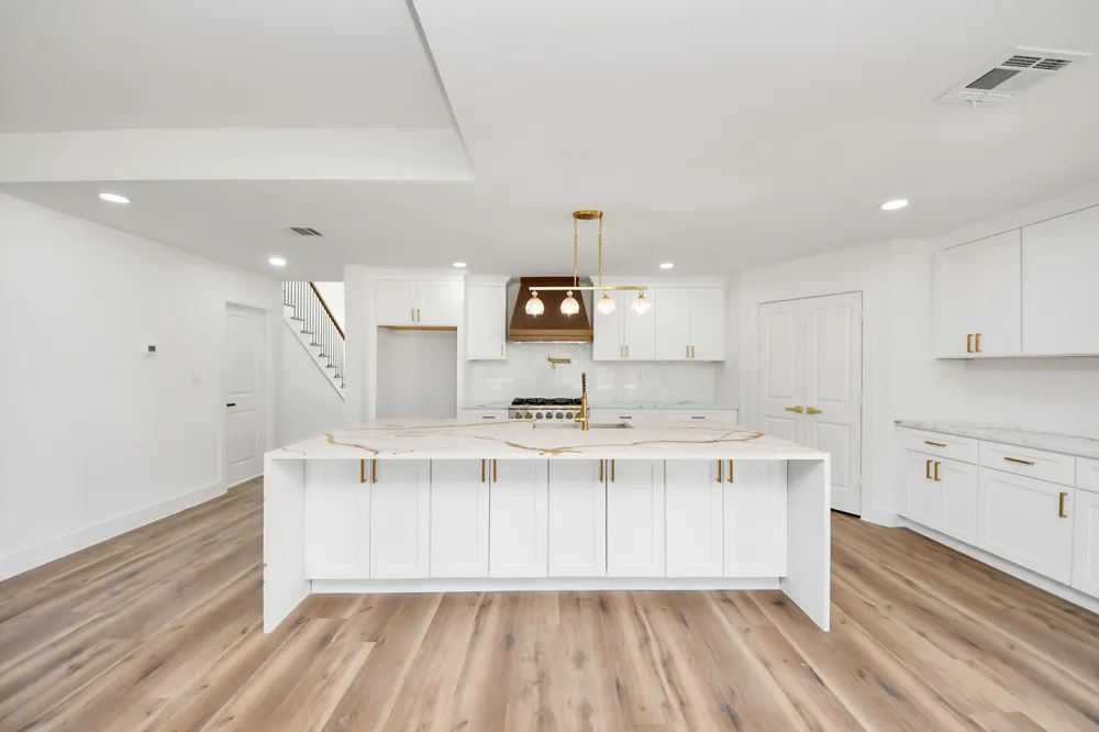22 Presidio Montgomery, TX 77356