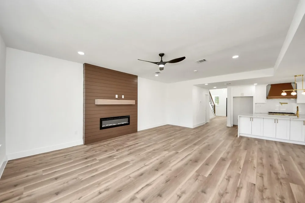 22 Presidio Montgomery, TX 77356