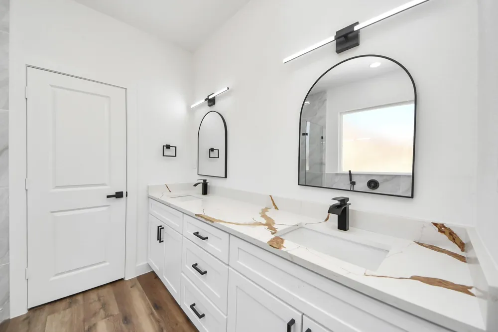 22 Presidio Montgomery, TX 77356