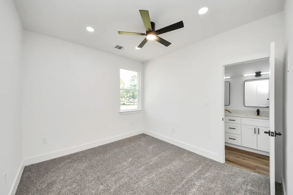 22 Presidio Montgomery, TX 77356
