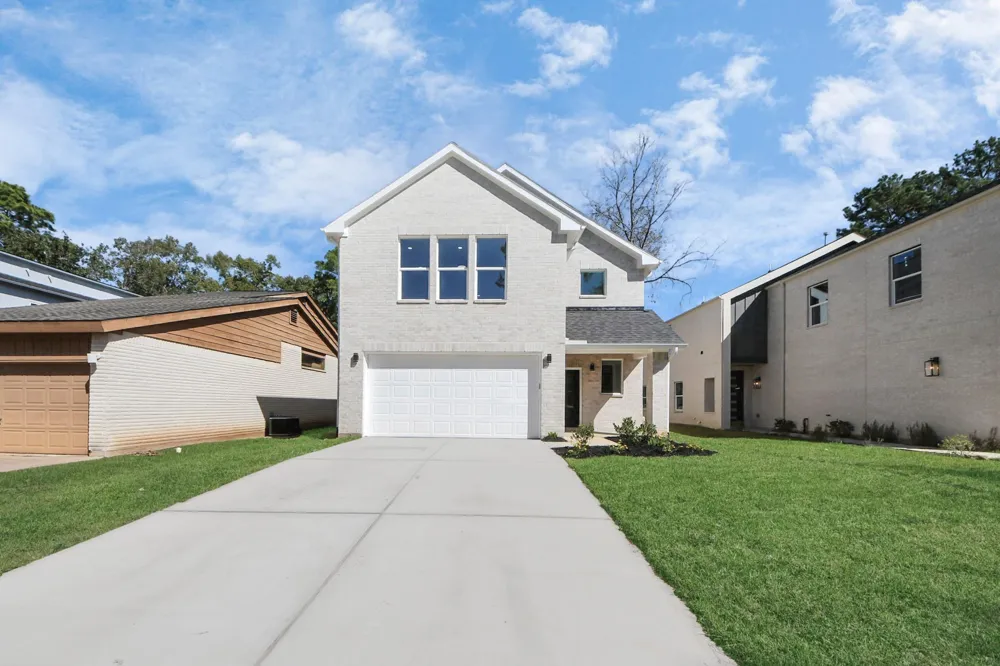 22 Presidio Montgomery, TX 77356