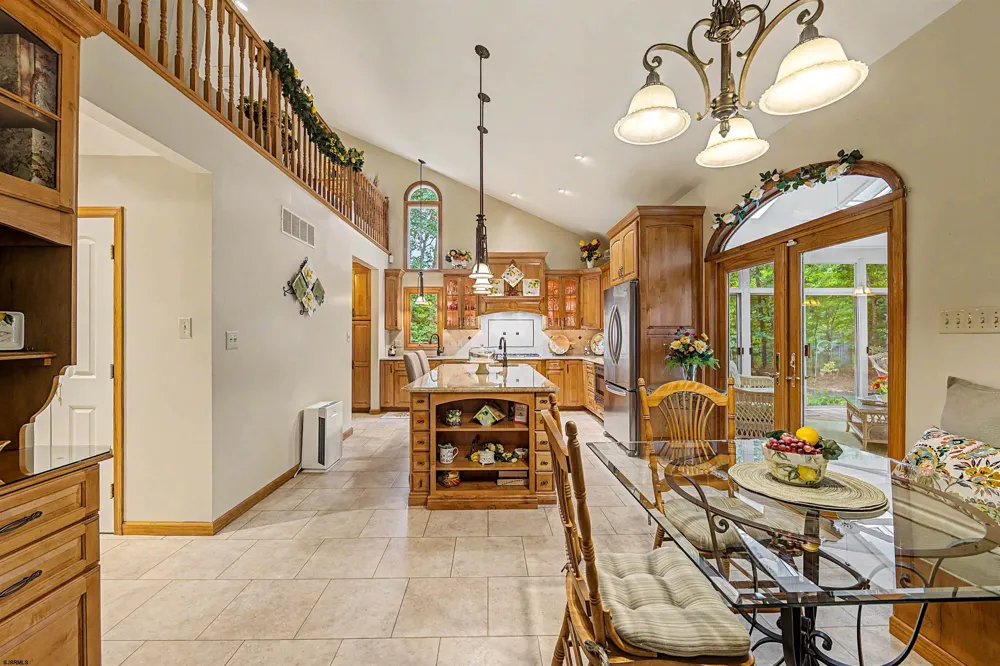 348 Upland Ave Galloway Township, NJ 08205