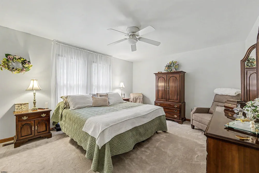 348 Upland Ave Galloway Township, NJ 08205