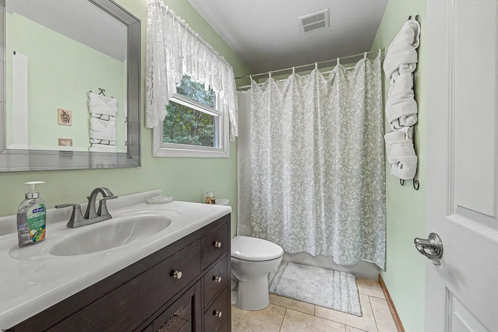 348 Upland Ave Galloway Township, NJ 08205