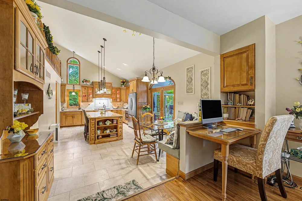 348 Upland Ave Galloway Township, NJ 08205