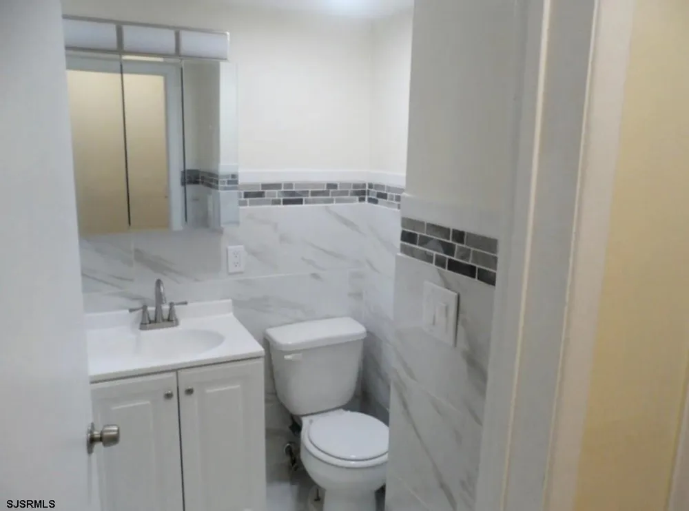 3801 Atlantic Ave Atlantic City, NJ 08401