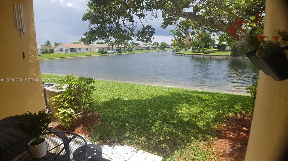7640 Westwood Dr #403 Tamarac, FL 33321