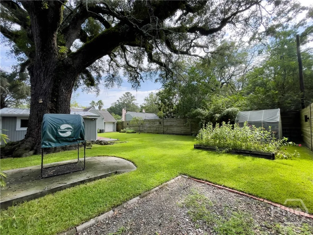 405 E 61st Street Savannah, GA 