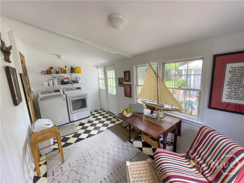 405 E 61st Street Savannah, GA 