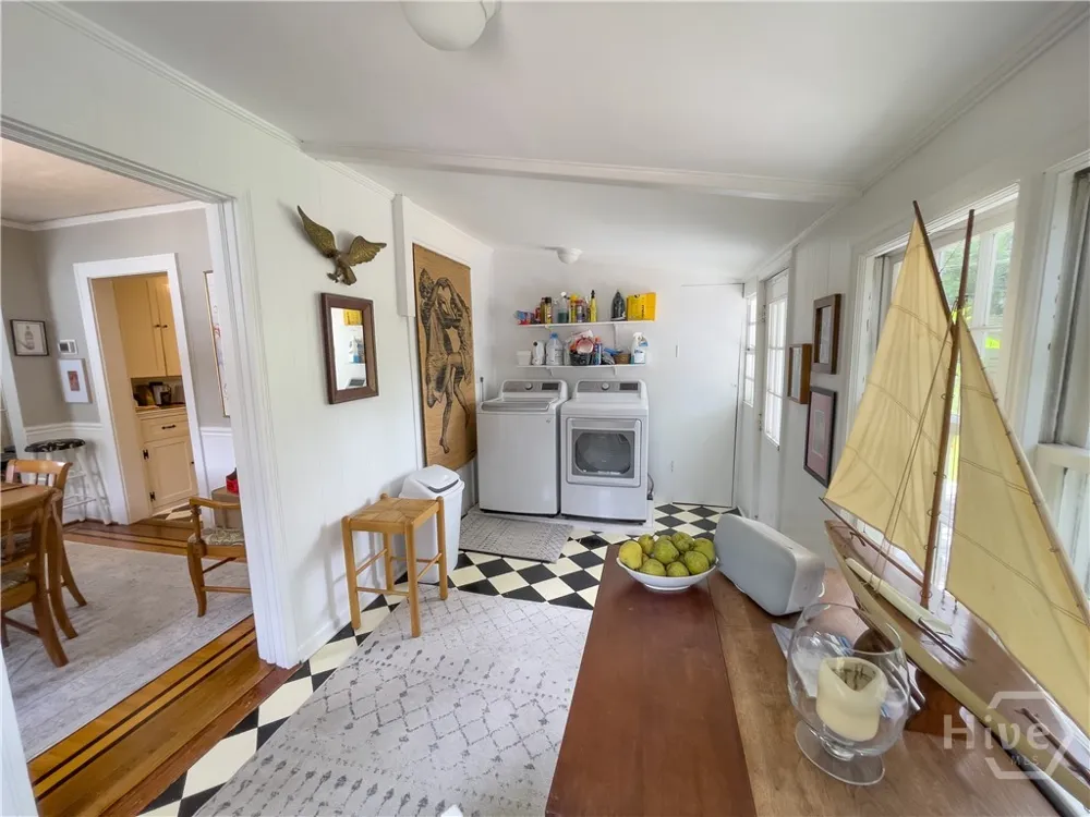 405 E 61st Street Savannah, GA 