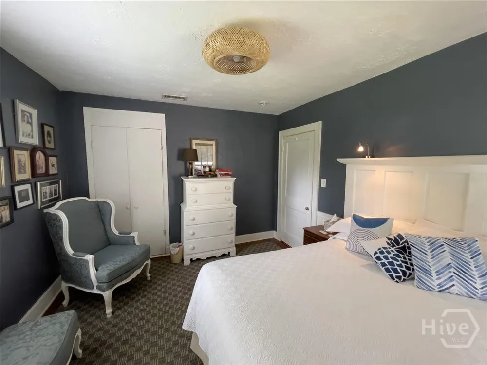 405 E 61st Street Savannah, GA 