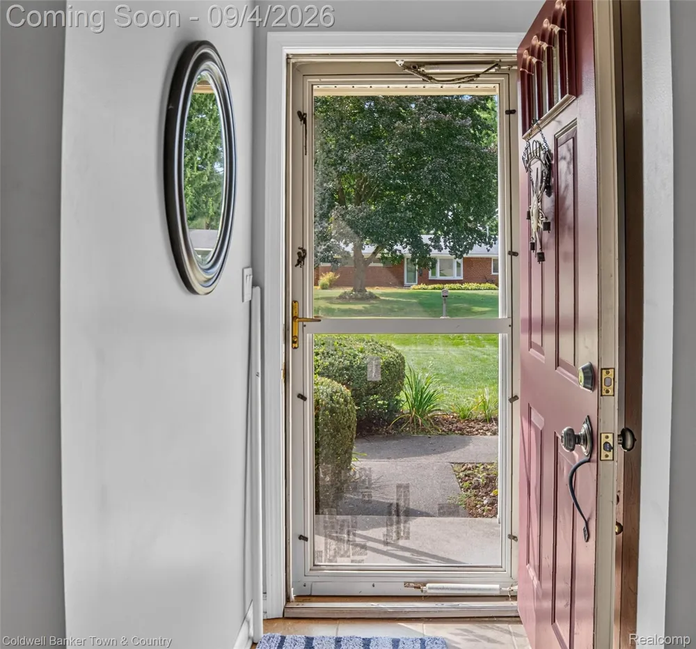 6282 Peach Drive Independence Charter Township, MI 48346