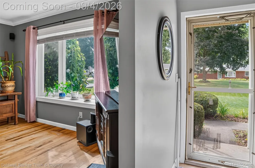 6282 Peach Drive Independence Charter Township, MI 48346