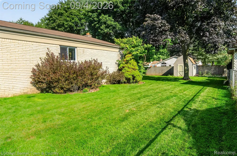 6282 Peach Drive Independence Charter Township, MI 48346