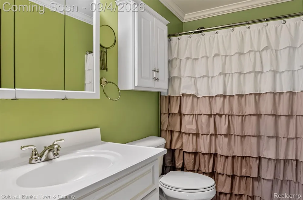 6282 Peach Drive Independence Charter Township, MI 48346
