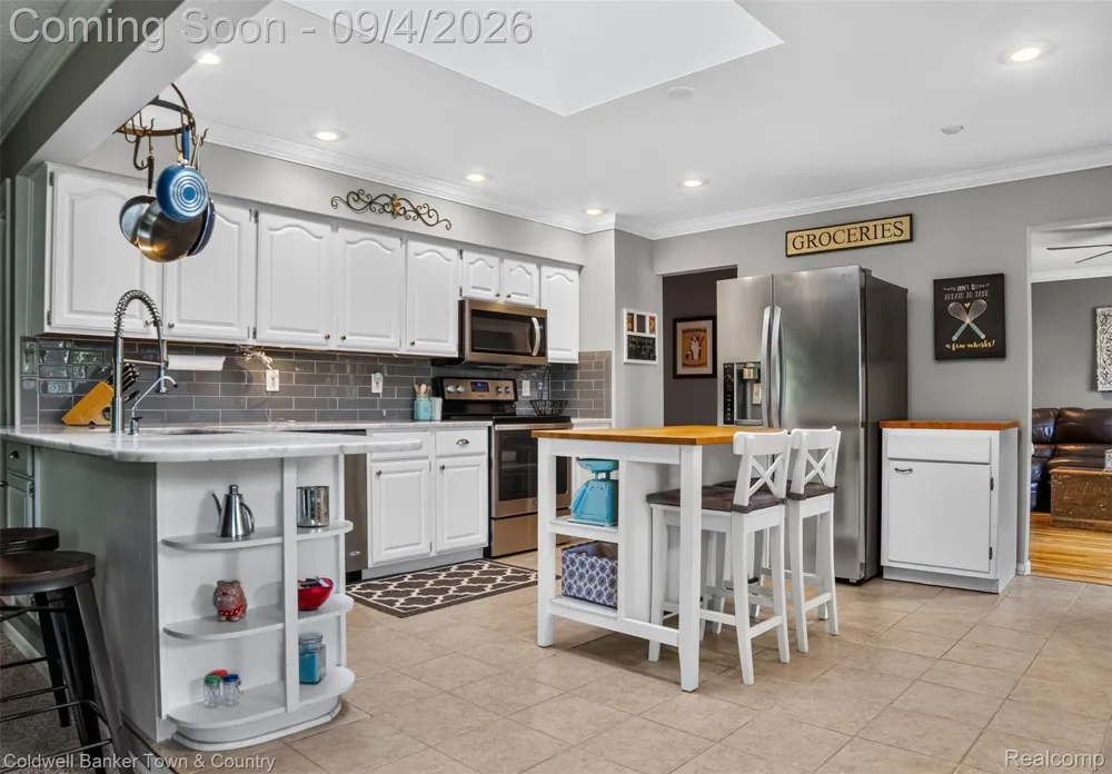 6282 Peach Drive Independence Charter Township, MI 48346
