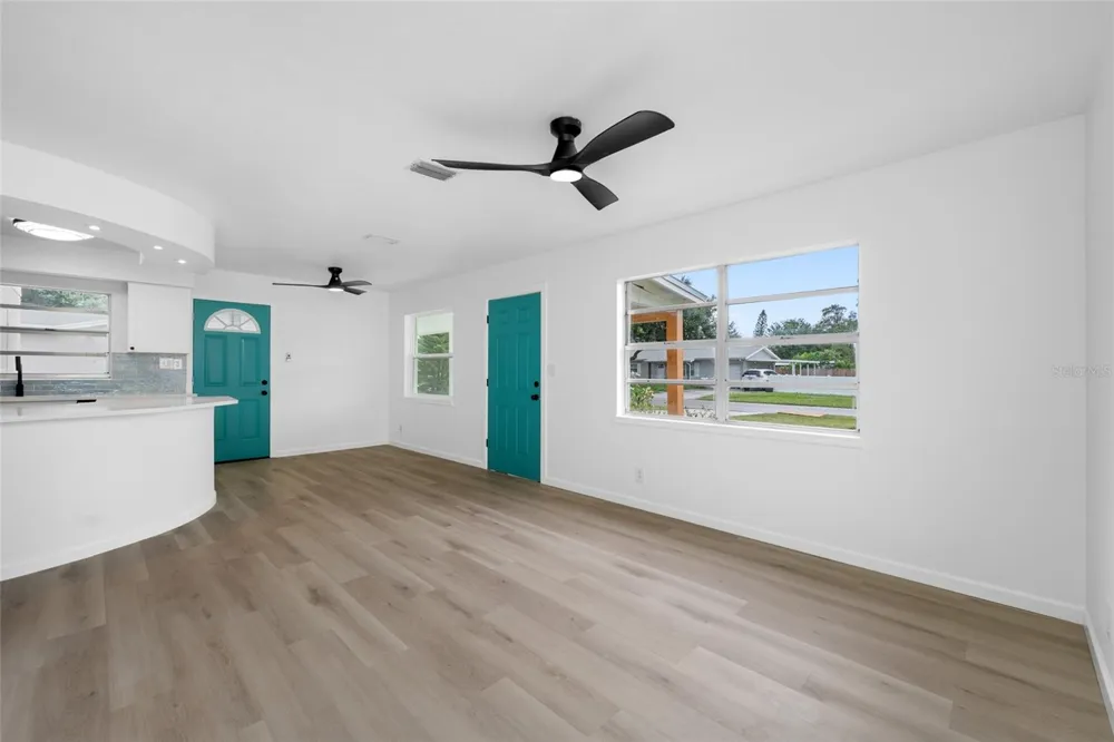 8176 65TH STREET Pinellas Park, FL 33781