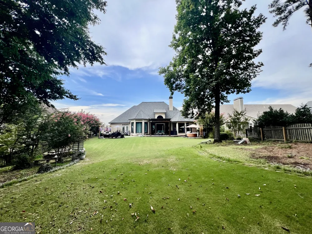 1265 Lamont CIR Dacula, GA 30019