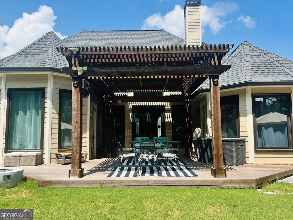 1265 Lamont CIR Dacula, GA 30019