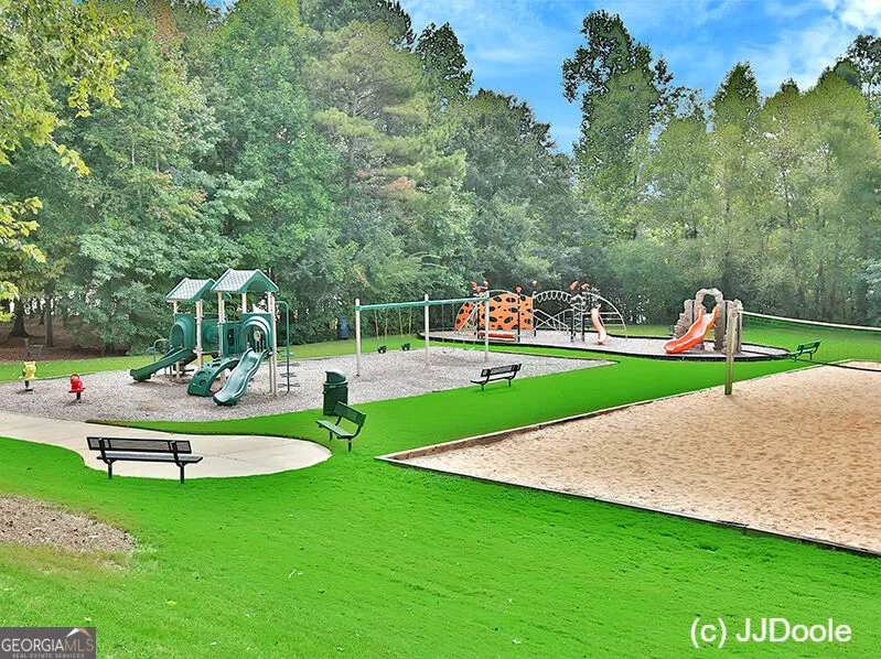 34 Hidden Woods LN Newnan, GA 30265