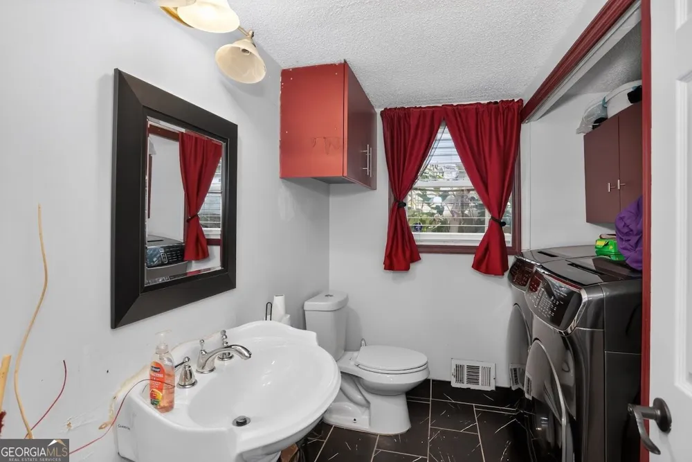 355 Nottingham DR Marietta, GA 30066