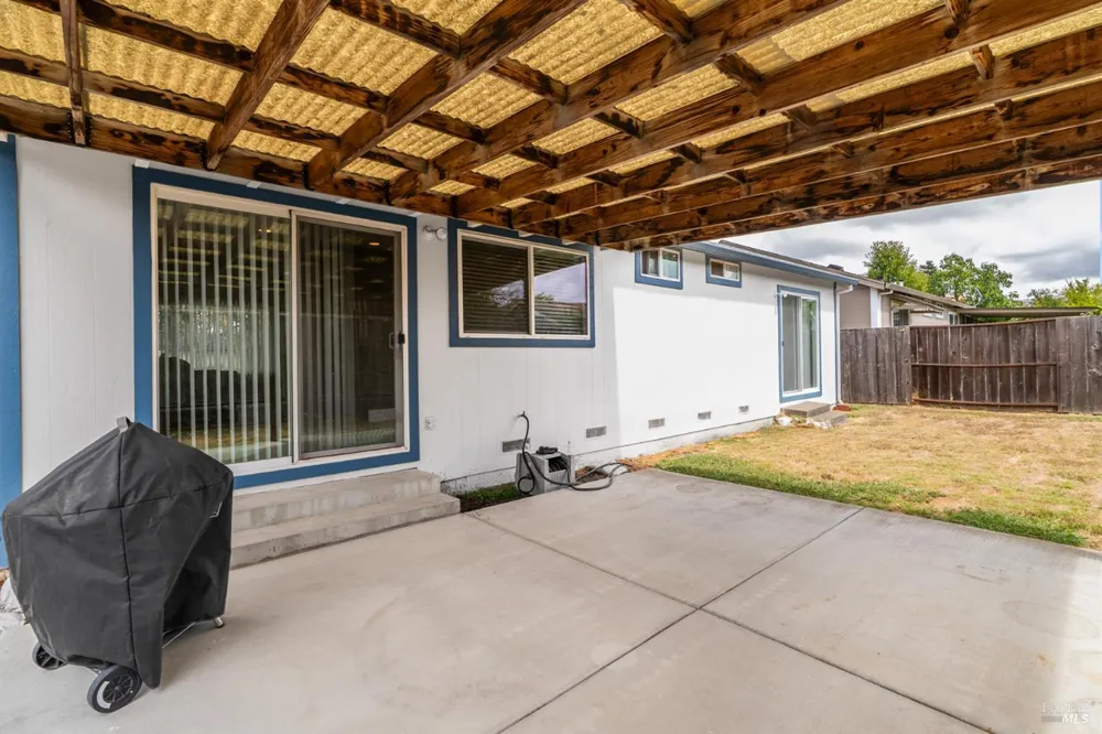 530 Myrtle Avenue Rohnert Park, CA 94928