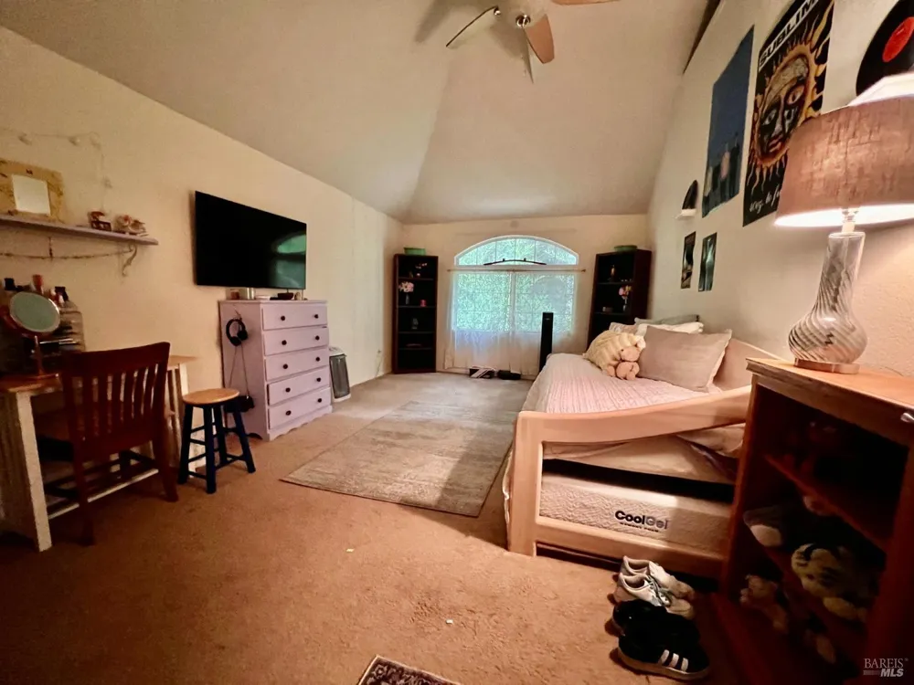 14592 Canyon 1 Road Guerneville, CA 95446