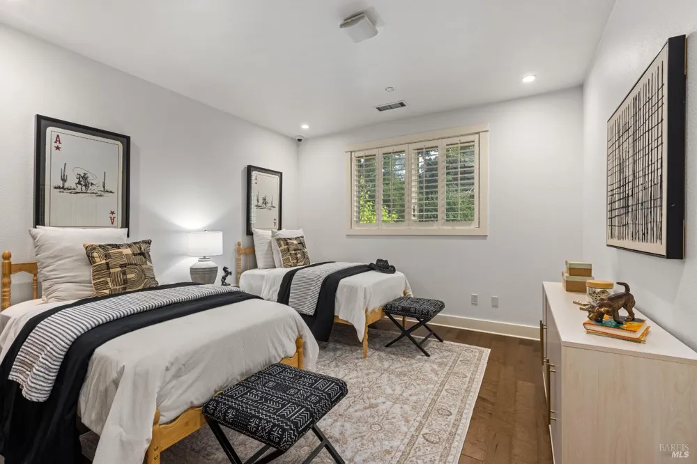 1889 Riebli Road Santa Rosa, CA 95404