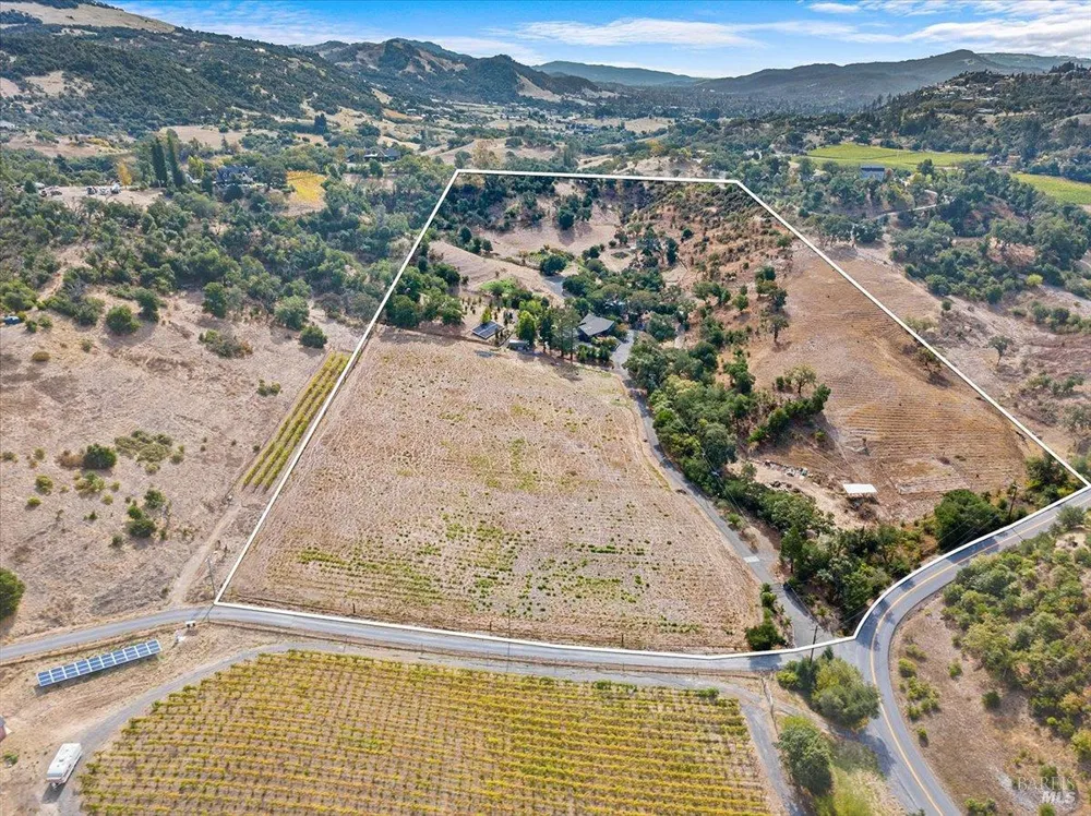 1889 Riebli Road Santa Rosa, CA 95404
