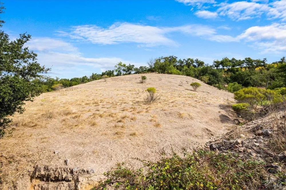 1889 Riebli Road Santa Rosa, CA 95404
